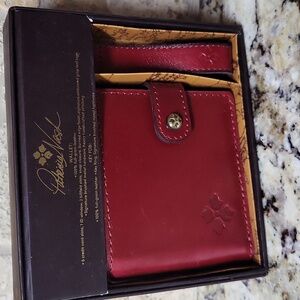 Patricia Nash Wallet & Key Fob Box Gift Set
